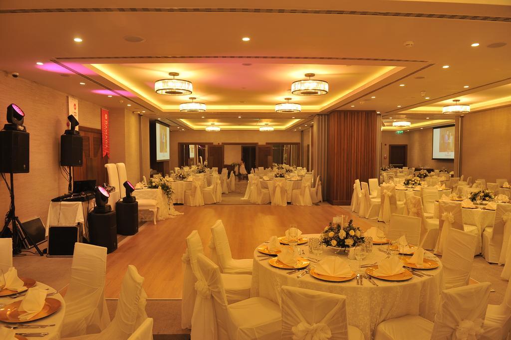 Ramada Hotel & Suites Adana Exteriér fotografie